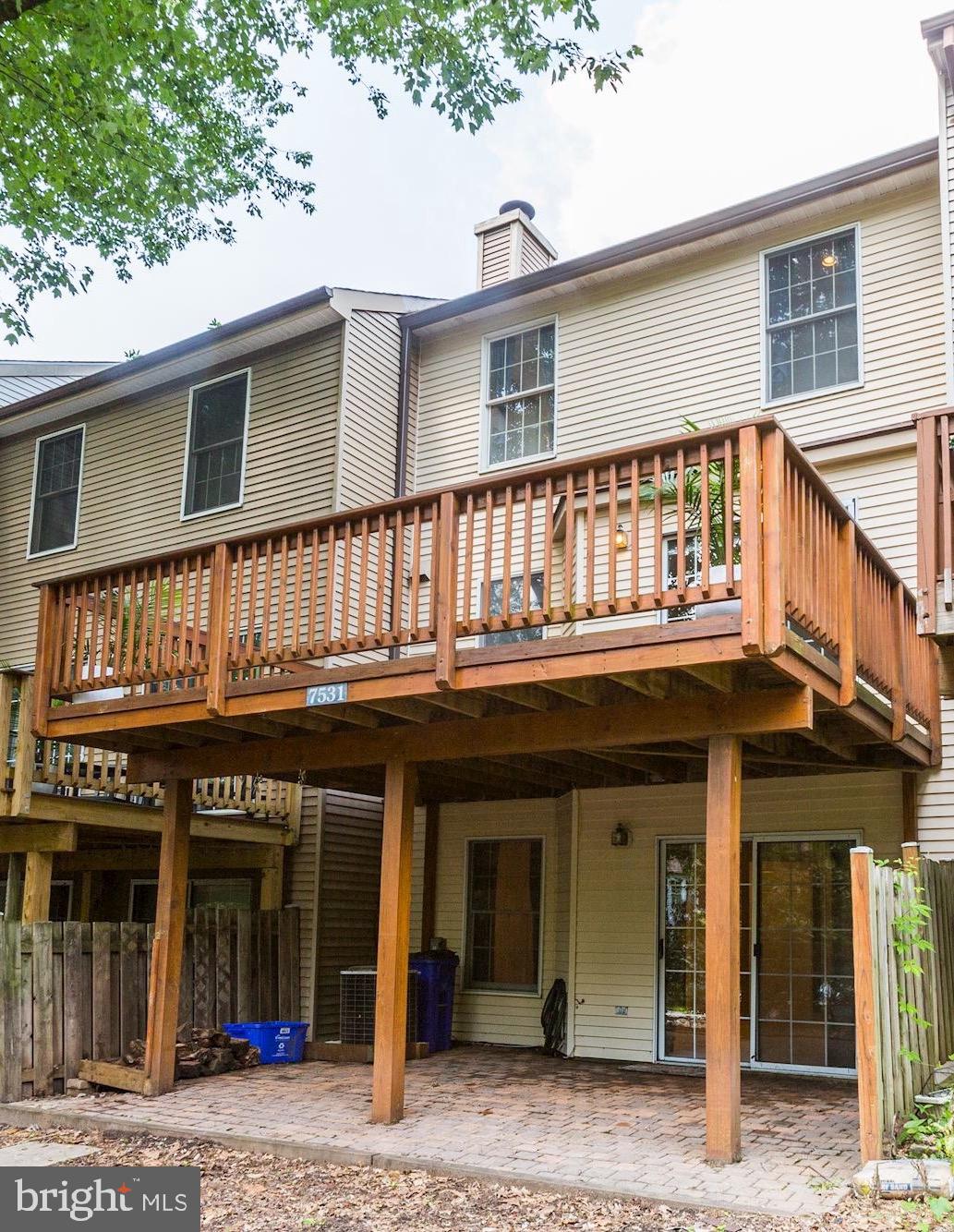 7531 Swan Point Way, Unit 192 Columbia, MD 21045 - Photo 33 of 35 Rear exterior - deck/patio