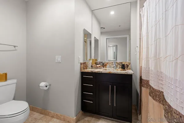 $4,800 | 1262 Kettner Boulevard, Unit 702, San Diego, CA 92101