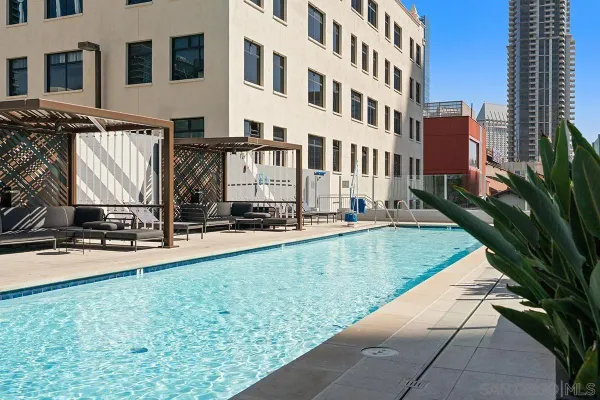 $4,800 | 1262 Kettner Boulevard, Unit 702, San Diego, CA 92101