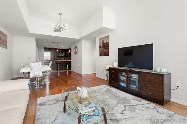 $4,800 | 1262 Kettner Boulevard, Unit 702, San Diego, CA 92101