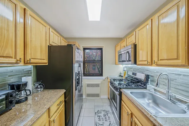 $315,000 | 83-75 118th Street, Unit 5A | Kew Gardens