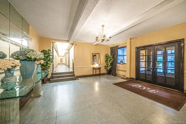 $315,000 | 83-75 118th Street, Unit 5A | Kew Gardens