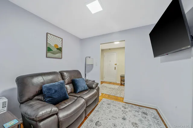 $315,000 | 83-75 118th Street, Unit 5A | Kew Gardens