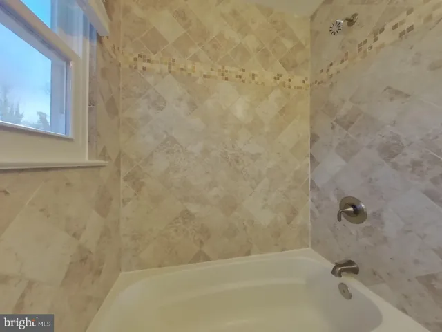 $2,819 | 2305 Berkley Street, Temple Hills, MD 20748