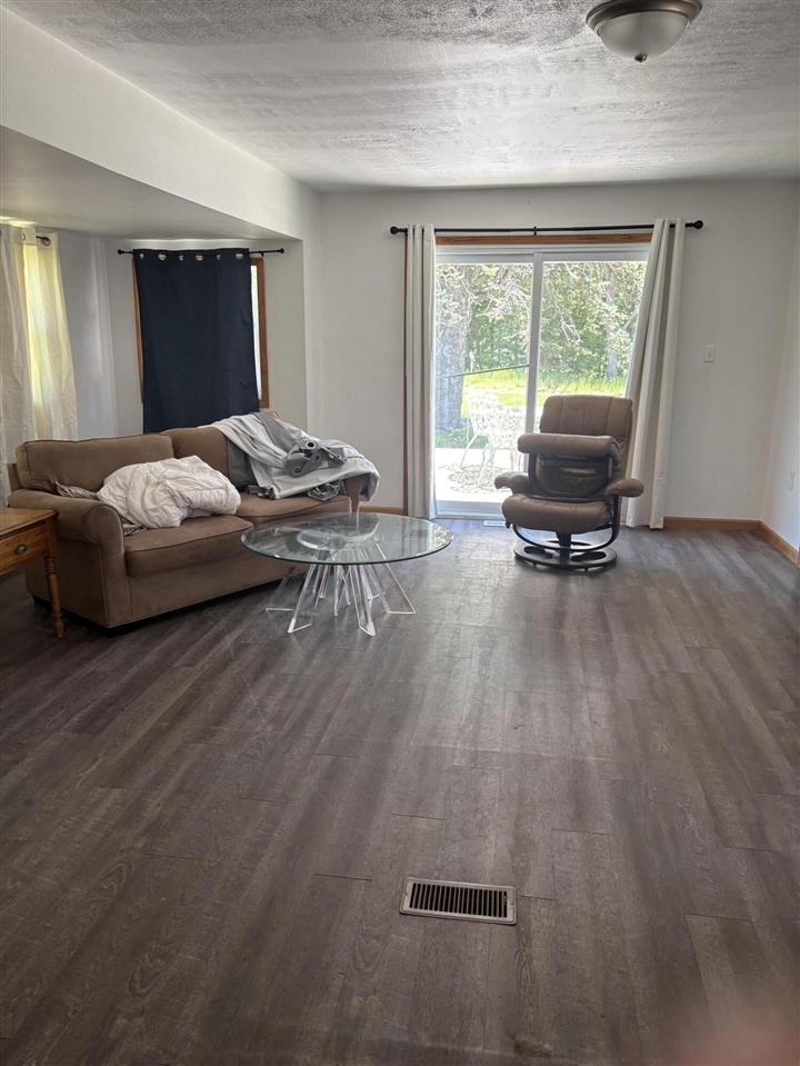 2841 Whites Bridge Road Belding, MI 48809 - Photo 5 of 13