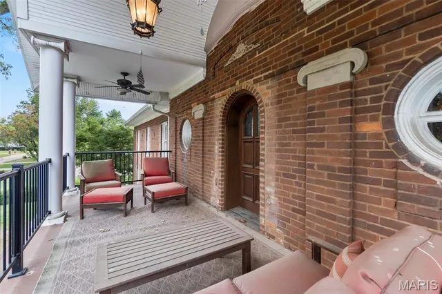 $690,000 | 1011 North Ranney Street, Sikeston, MO 63801