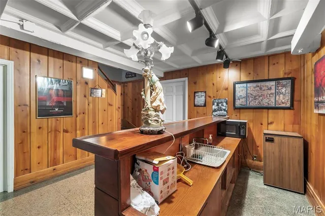 $690,000 | 1011 North Ranney Street, Sikeston, MO 63801