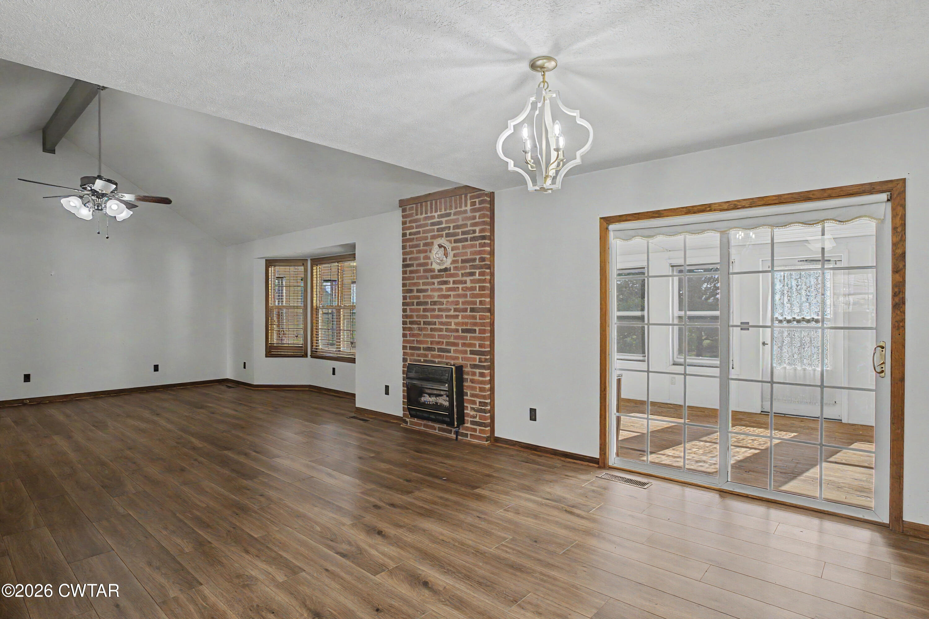 3149 Sand Ridge Road Lexington, TN 38351 - Photo 11 of 35 Dining Area
