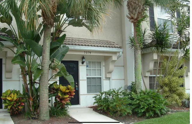 $2,000 | 5079 Palmbrooke Circle, West Palm Beach, FL 33417