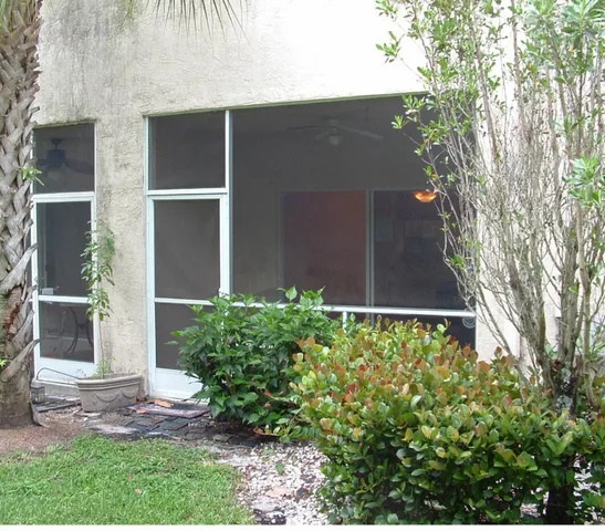 $2,000 | 5079 Palmbrooke Circle, West Palm Beach, FL 33417