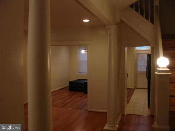 1717 East 25th Street Baltimore, MD 21213 - Photo 3 of 3 Entrance / Foyer