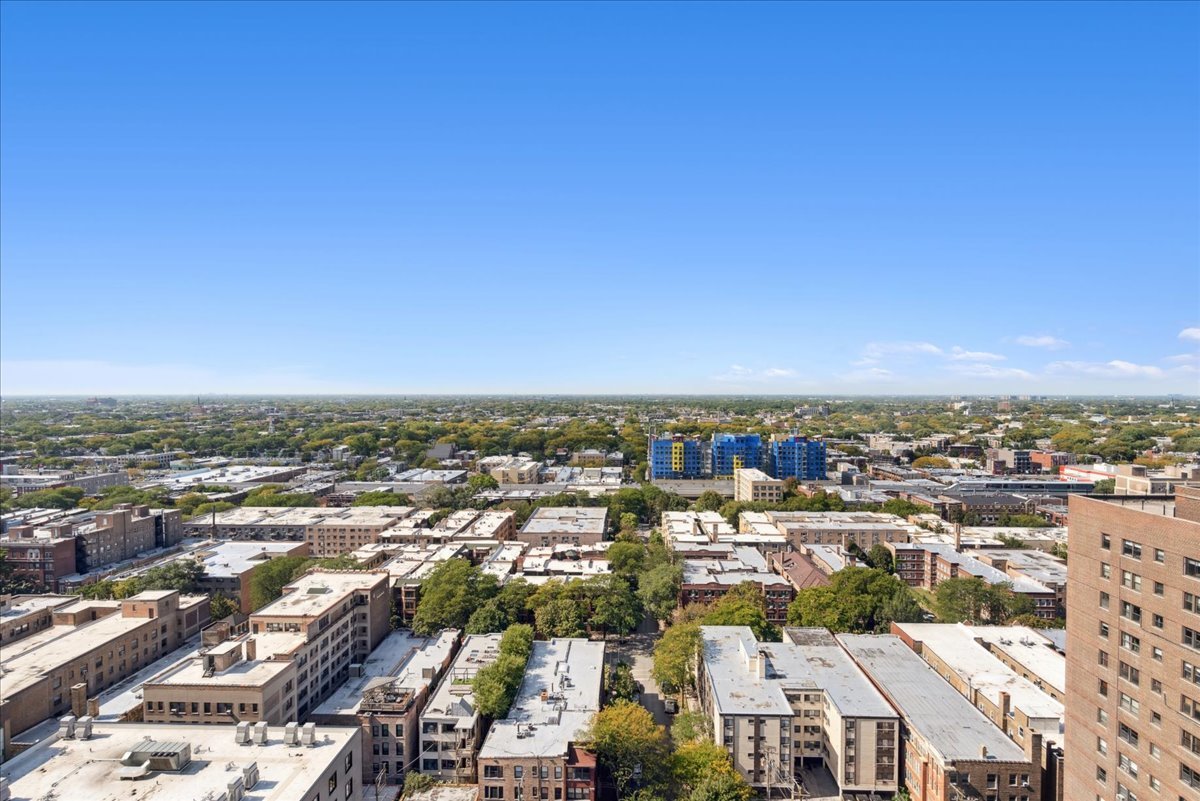 5455 North Sheridan Road, Unit 26122615 Chicago, IL 60640 - Photo 3 of 27 an aerial view of a city