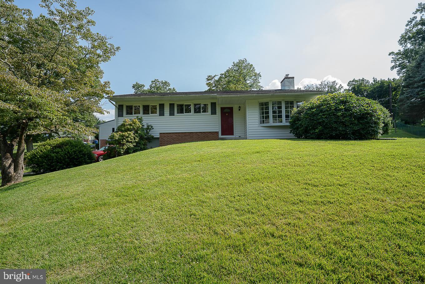 44 Rampart East Media, PA 19063 - Photo 2 of 53 Gallery Image 2
