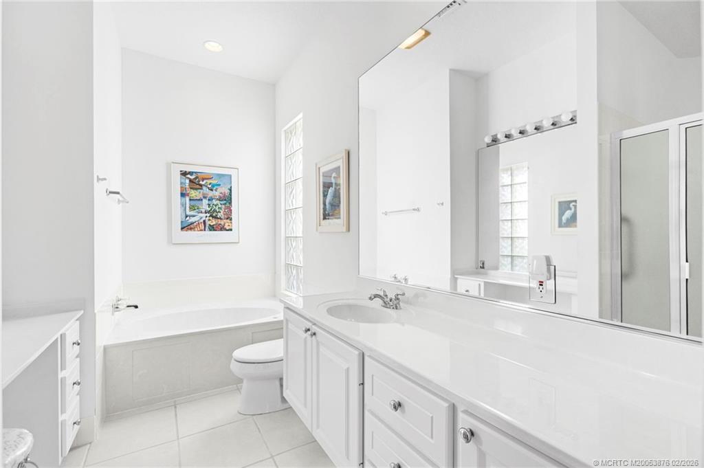 9012 Southeast Eldorado Way Hobe Sound, FL 33455 - Photo 15 of 25