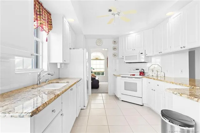 $549,000 | 9012 Southeast Eldorado Way, Hobe Sound, FL 33455