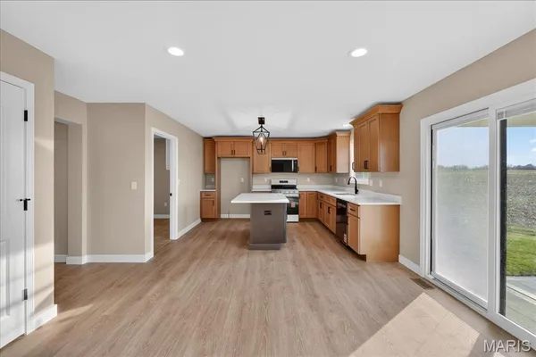$510,000 | 844 Mohave Court, Shiloh, IL 62221