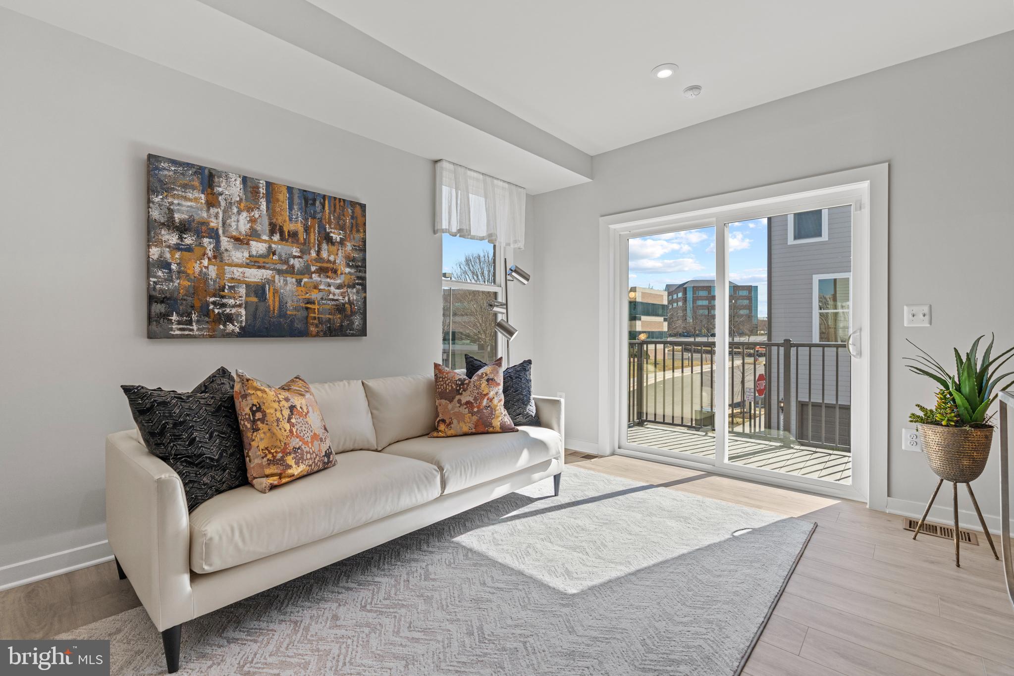 2337 Liberty Loop Herndon, VA 20171 - Photo 15 of 39