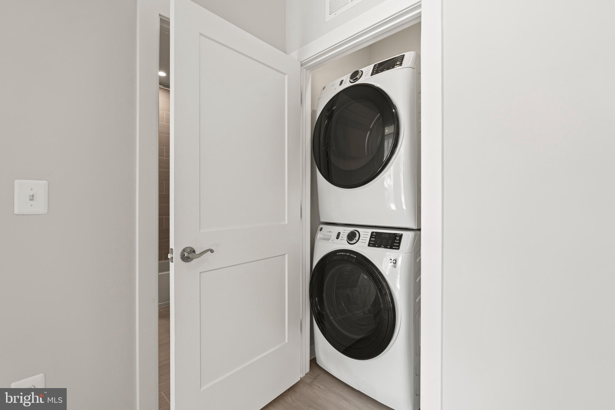 2337 Liberty Loop Herndon, VA 20171 - Photo 20 of 39