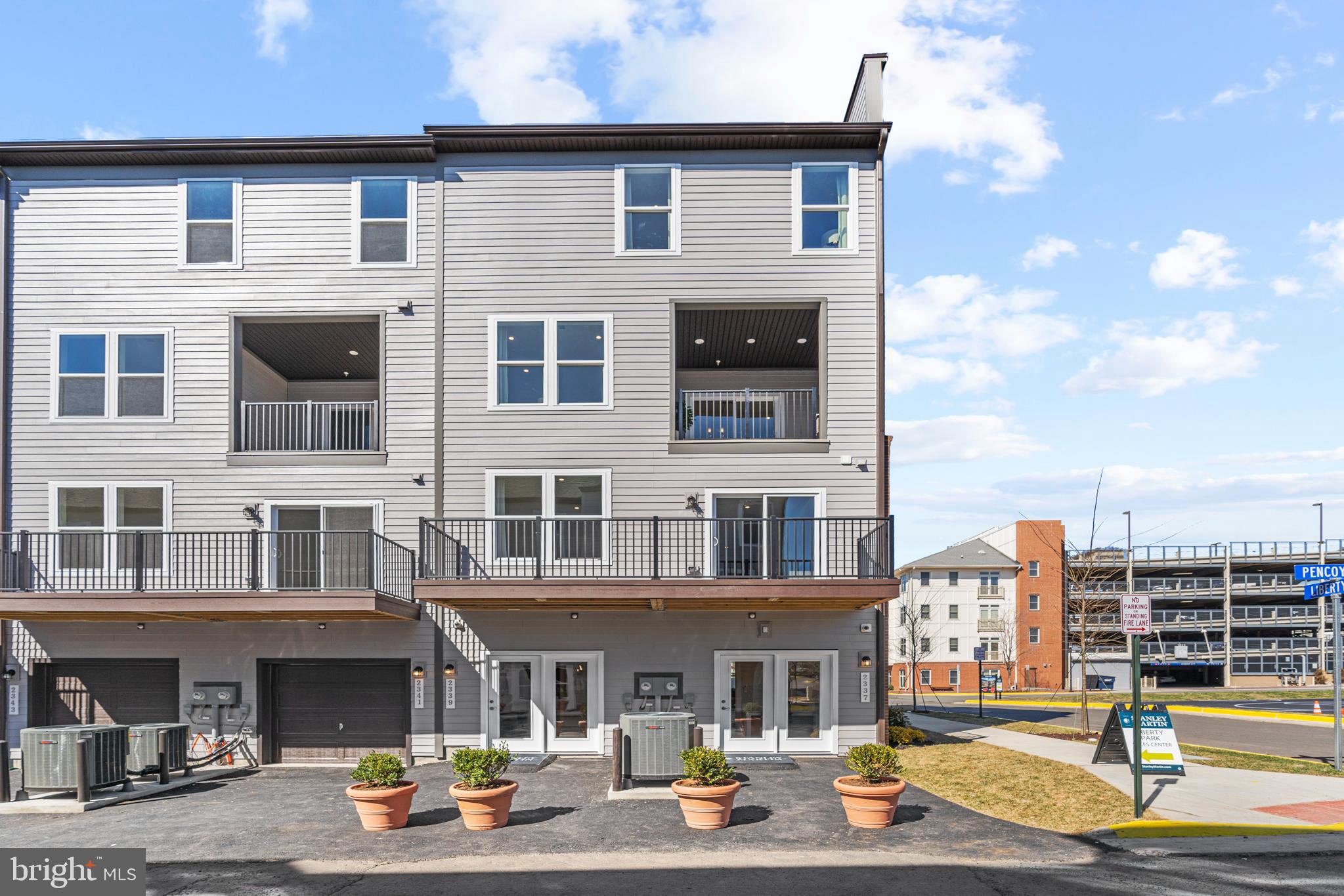 2337 Liberty Loop Herndon, VA 20171 - Photo 35 of 39