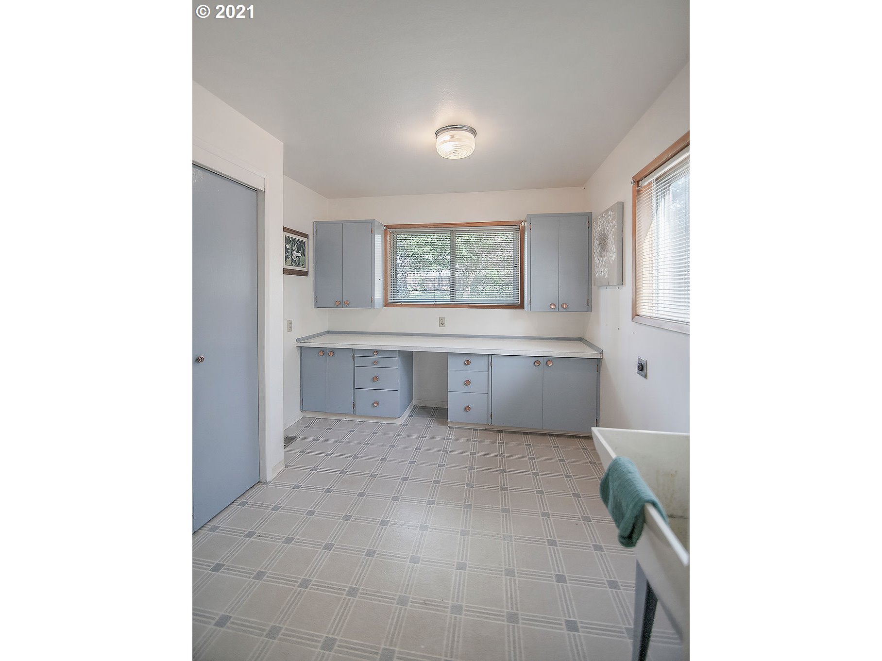 103 Studebaker Road Castle Rock, WA 98611 - Photo 18 of 32