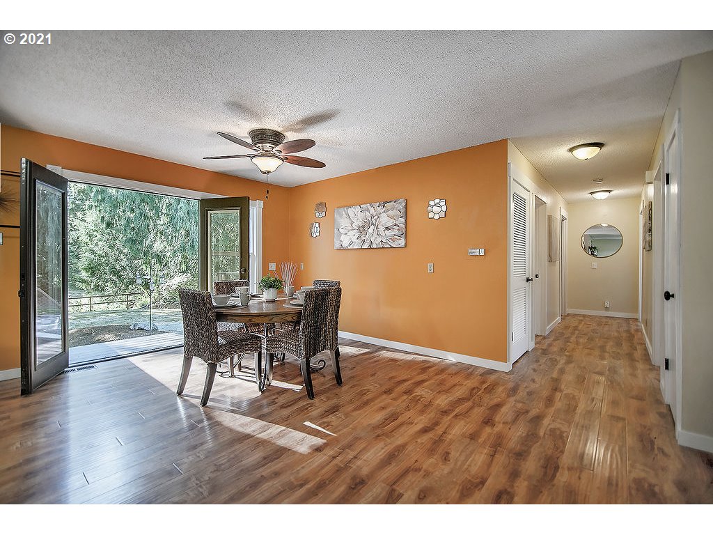 103 Studebaker Road Castle Rock, WA 98611 - Photo 6 of 32