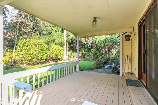 $369,000 | 7023 Cameo Drive Southwest, Lakewood, WA 98498