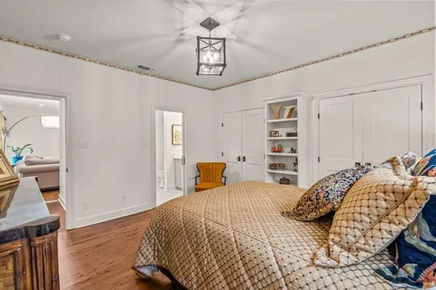 $2,795,000 | 3913 Hamilton Avenue, Fort Worth, TX 76107