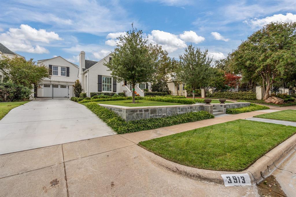 3913 Hamilton Avenue Fort Worth, TX 76107 - Photo 40 of 40 a view of a white house with a swimming pool and green space