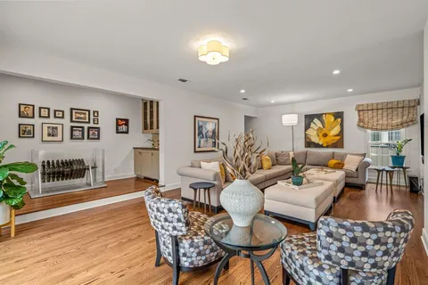 $2,795,000 | 3913 Hamilton Avenue, Fort Worth, TX 76107