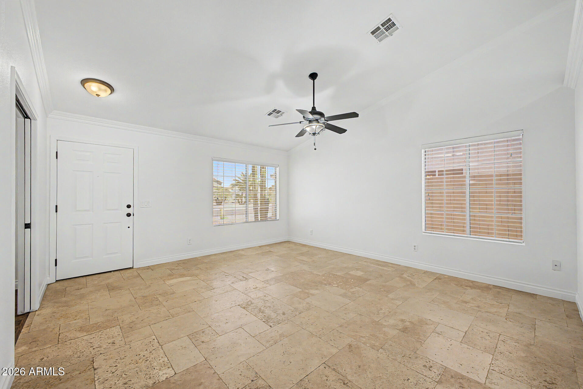 5007 West Davis Road Glendale, AZ 85306 - Photo 4 of 43 05 - Davis