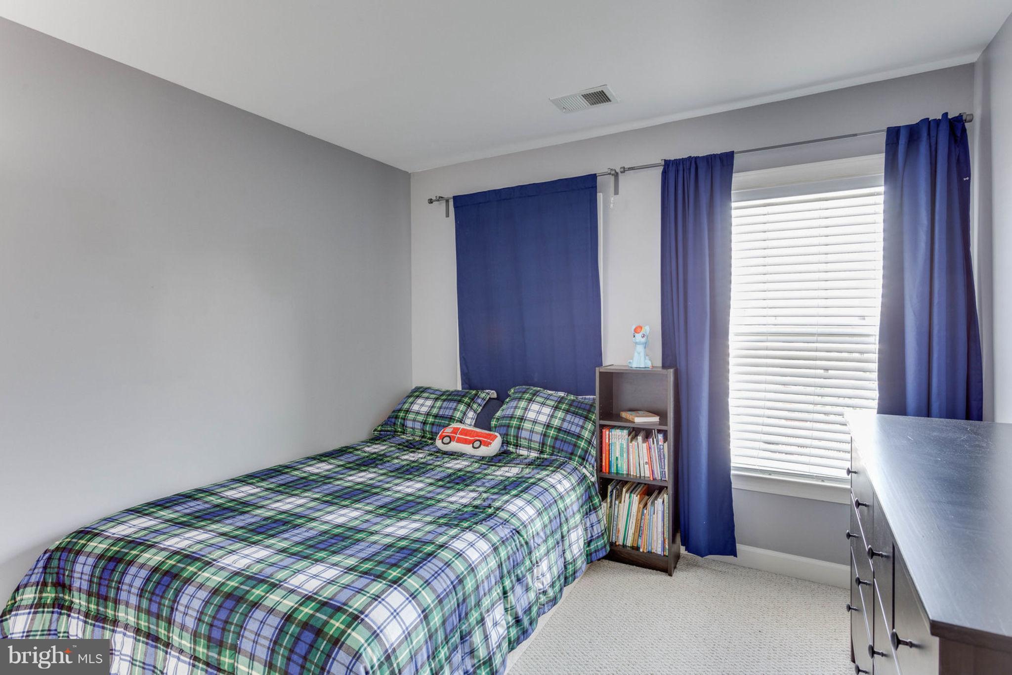 8107 Hard Shale Road Manassas, VA 20111 - Photo 24 of 29 Bedroom