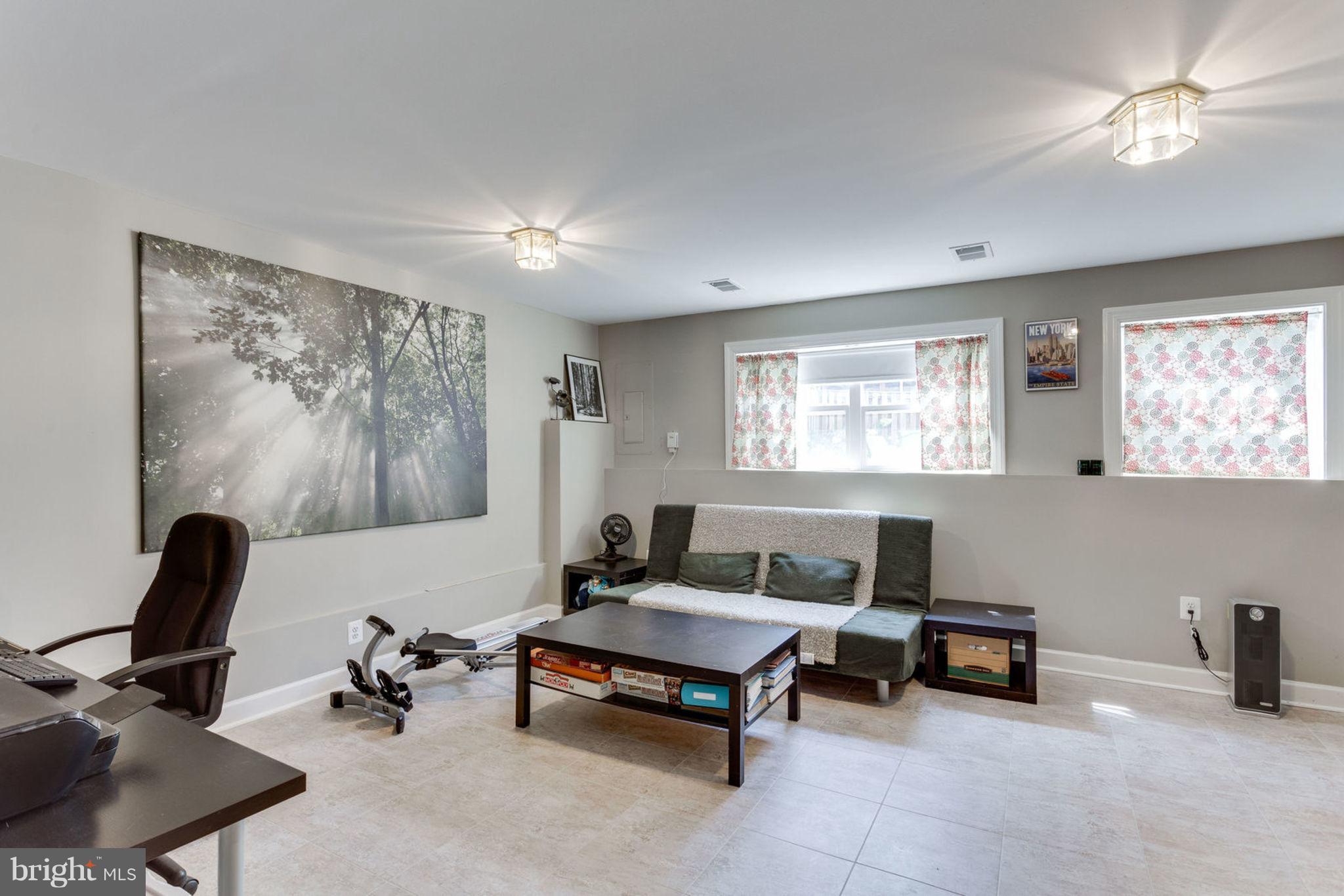 8107 Hard Shale Road Manassas, VA 20111 - Photo 27 of 29 Rec Room with Full Bath