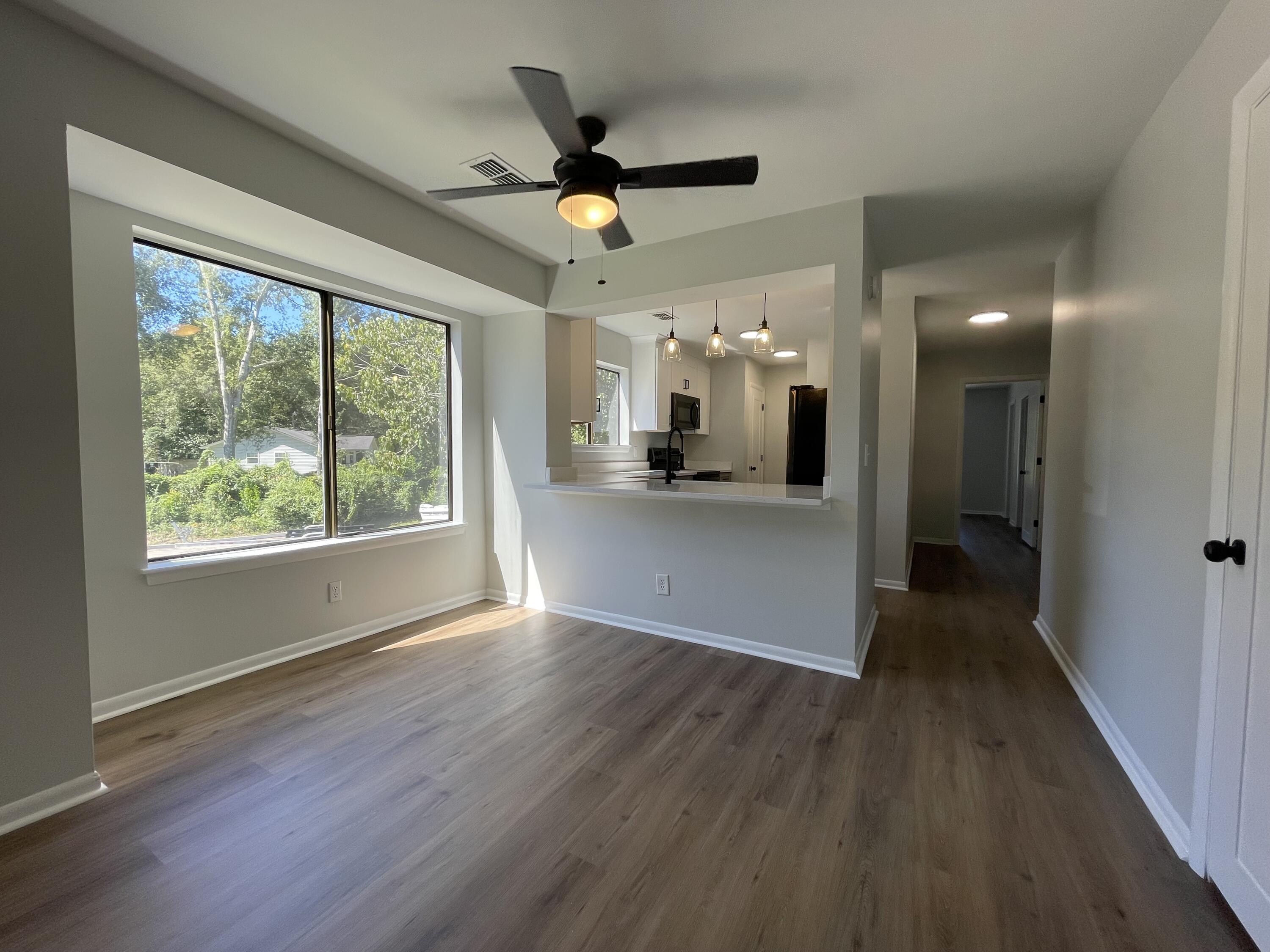 1530 Fort Johnson Road, Unit 2M Charleston, SC 29412 - Photo 3 of 14 IMG-8084