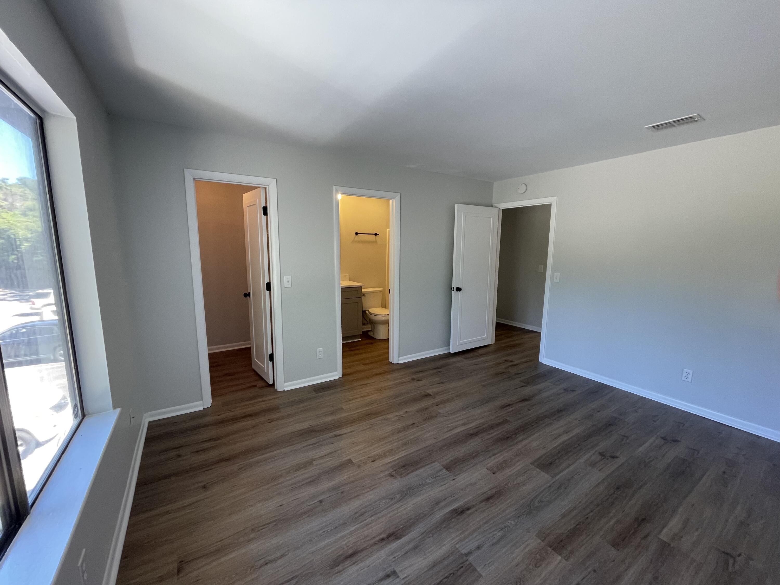 1530 Fort Johnson Road, Unit 2M Charleston, SC 29412 - Photo 9 of 14 IMG-8075