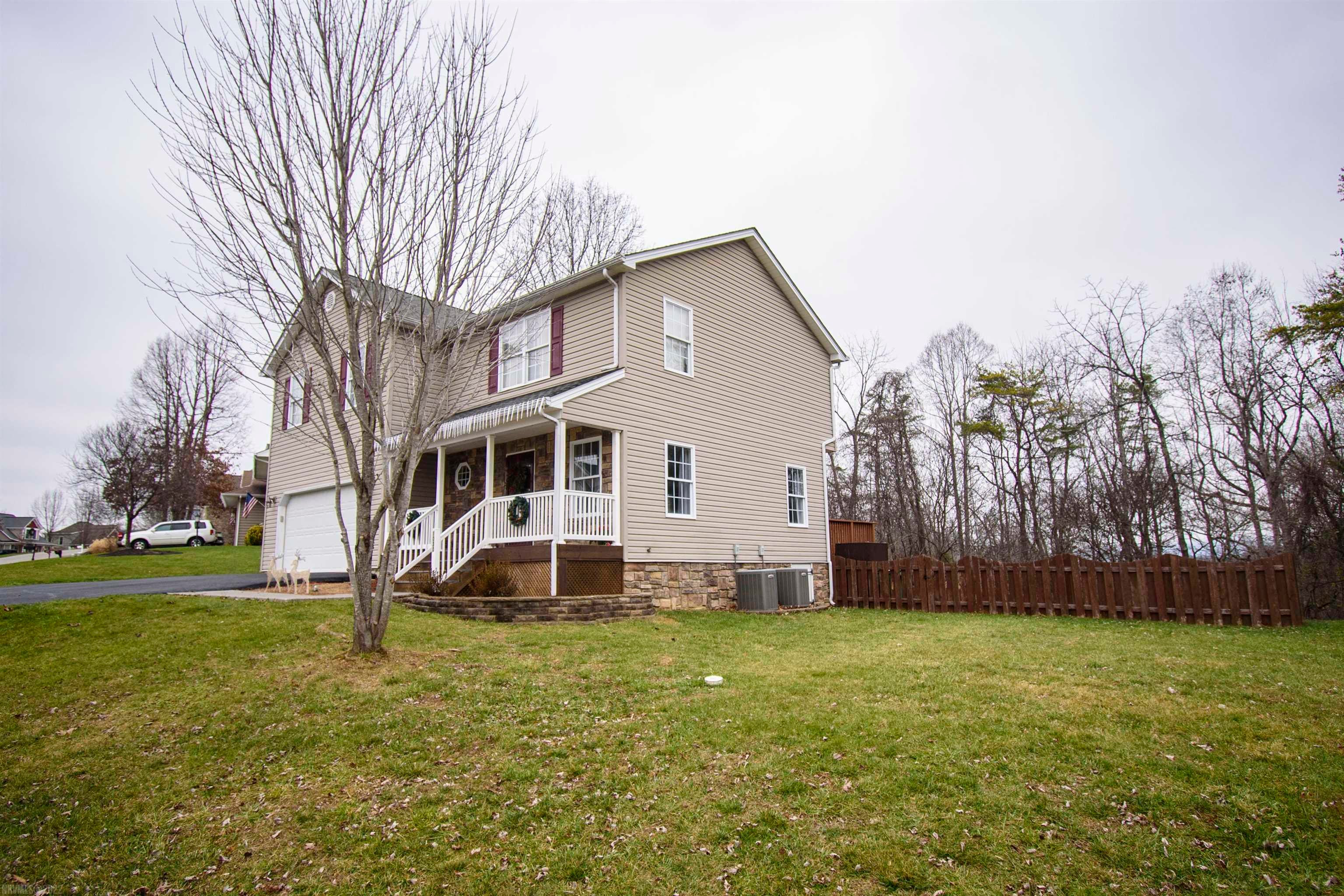 1030 Green Ridge Road Christiansburg, VA 24073 - Photo 2 of 26 Gallery Image 2