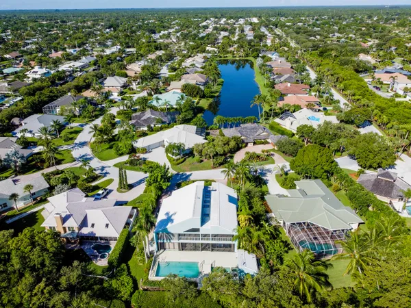 $1,990,000 | 8902 Southeast Marina Bay Drive, Hobe Sound, FL 33455