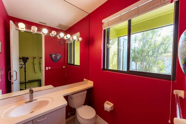 $1,990,000 | 8902 Southeast Marina Bay Drive, Hobe Sound, FL 33455