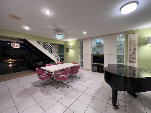 $1,990,000 | 8902 Southeast Marina Bay Drive, Hobe Sound, FL 33455