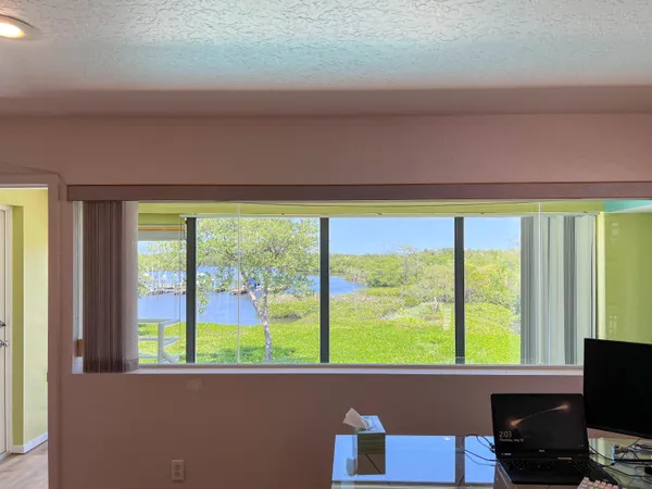 $1,990,000 | 8902 Southeast Marina Bay Drive, Hobe Sound, FL 33455