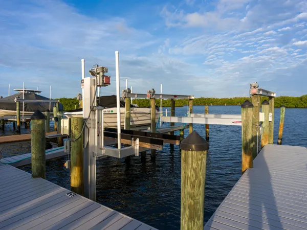 $1,990,000 | 8902 Southeast Marina Bay Drive, Hobe Sound, FL 33455