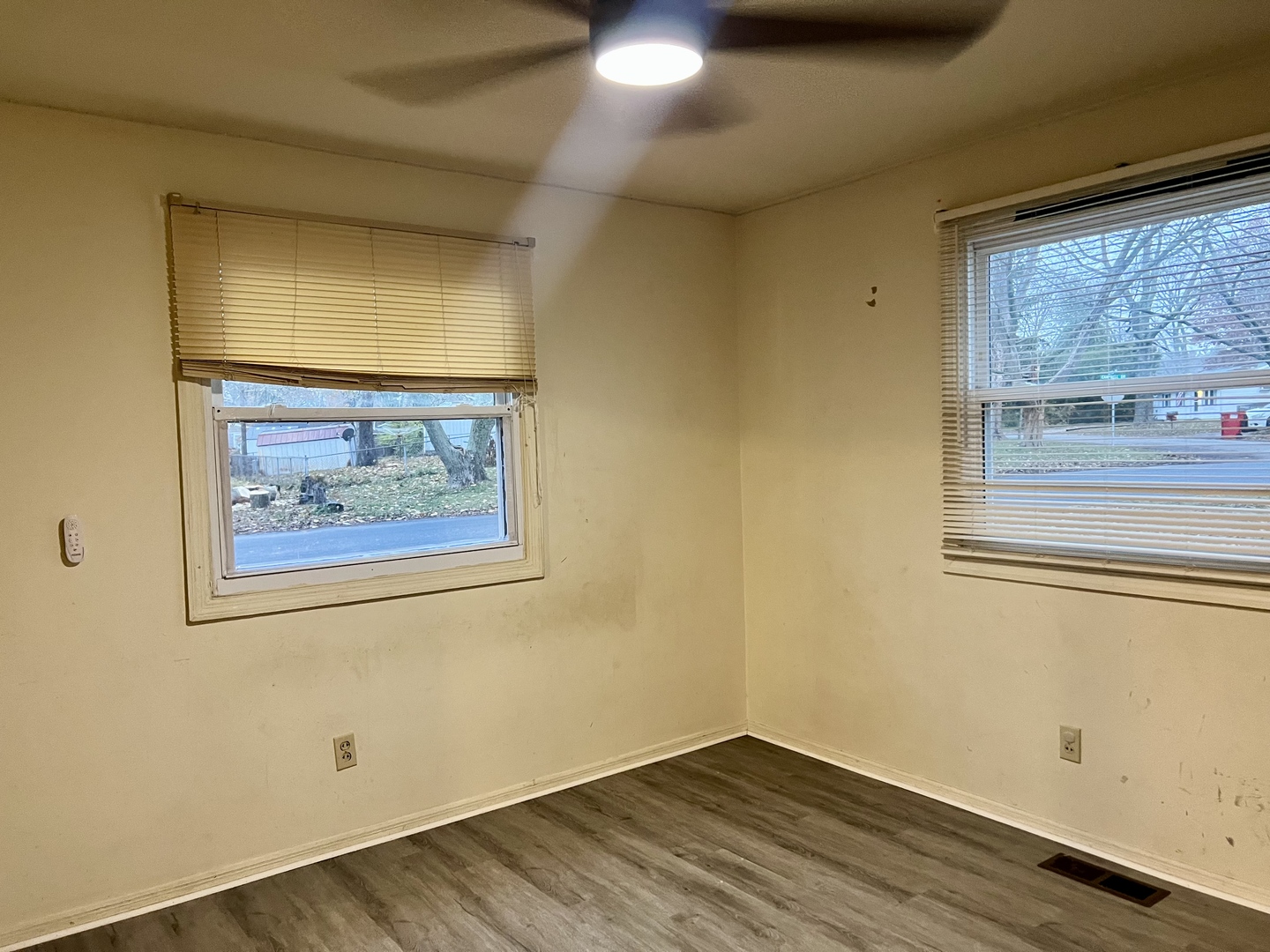 2504 Campbell Drive Champaign, IL 61821 - Photo 18 of 24 an empty room with a window
