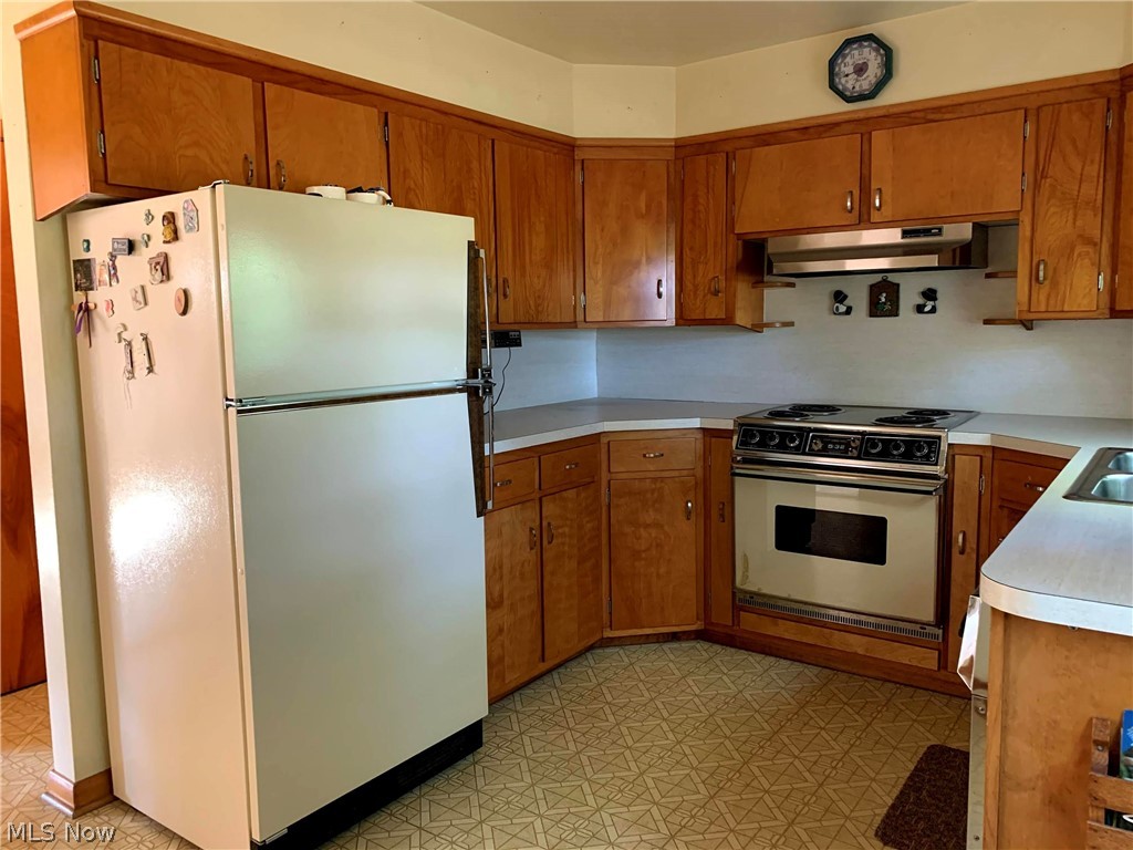 2802 South S Ridge Conneaut, OH 44030 - Photo 8 of 22 Gallery Image 8