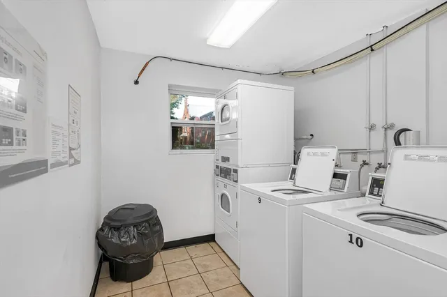 $2,200 | 3 Louisburg Square, Unit 8, Nashua, NH 03060