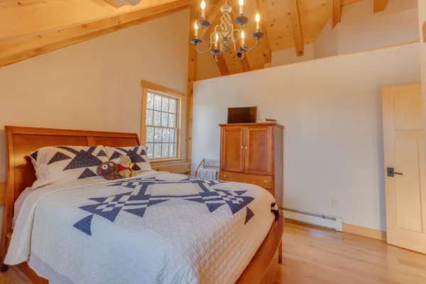 $1,649,000 | 365 Tunnel Stream Road, Benton, NH 03785