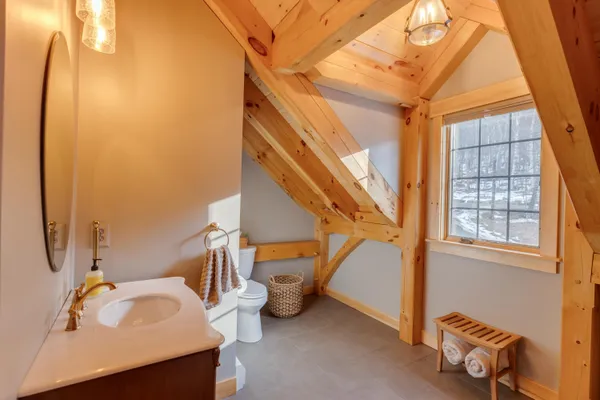$1,649,000 | 365 Tunnel Stream Road, Benton, NH 03785