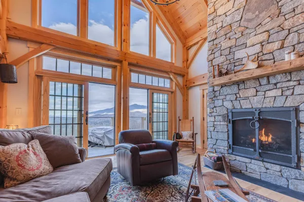 $1,649,000 | 365 Tunnel Stream Road, Benton, NH 03785