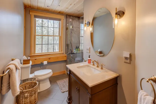 $1,649,000 | 365 Tunnel Stream Road, Benton, NH 03785