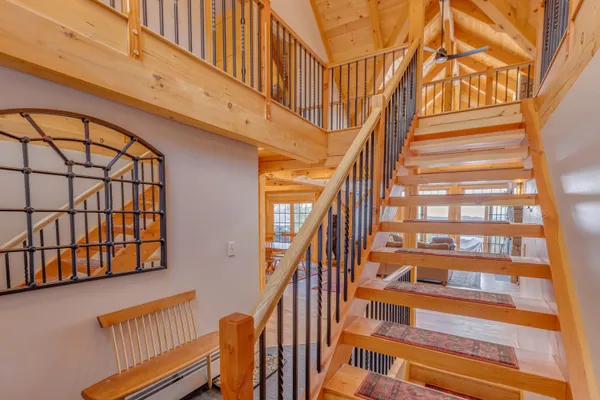 $1,649,000 | 365 Tunnel Stream Road, Benton, NH 03785