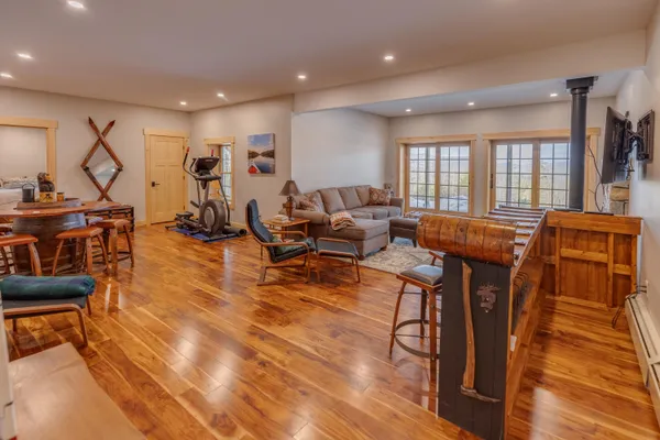 $1,649,000 | 365 Tunnel Stream Road, Benton, NH 03785