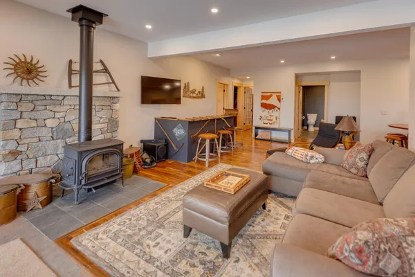 $1,649,000 | 365 Tunnel Stream Road, Benton, NH 03785